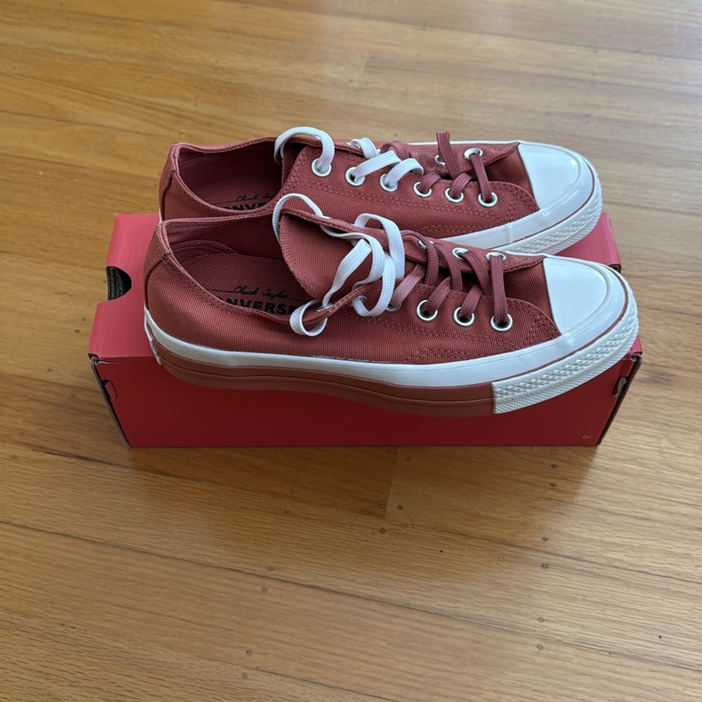 Special converse - Picture 4 of 6